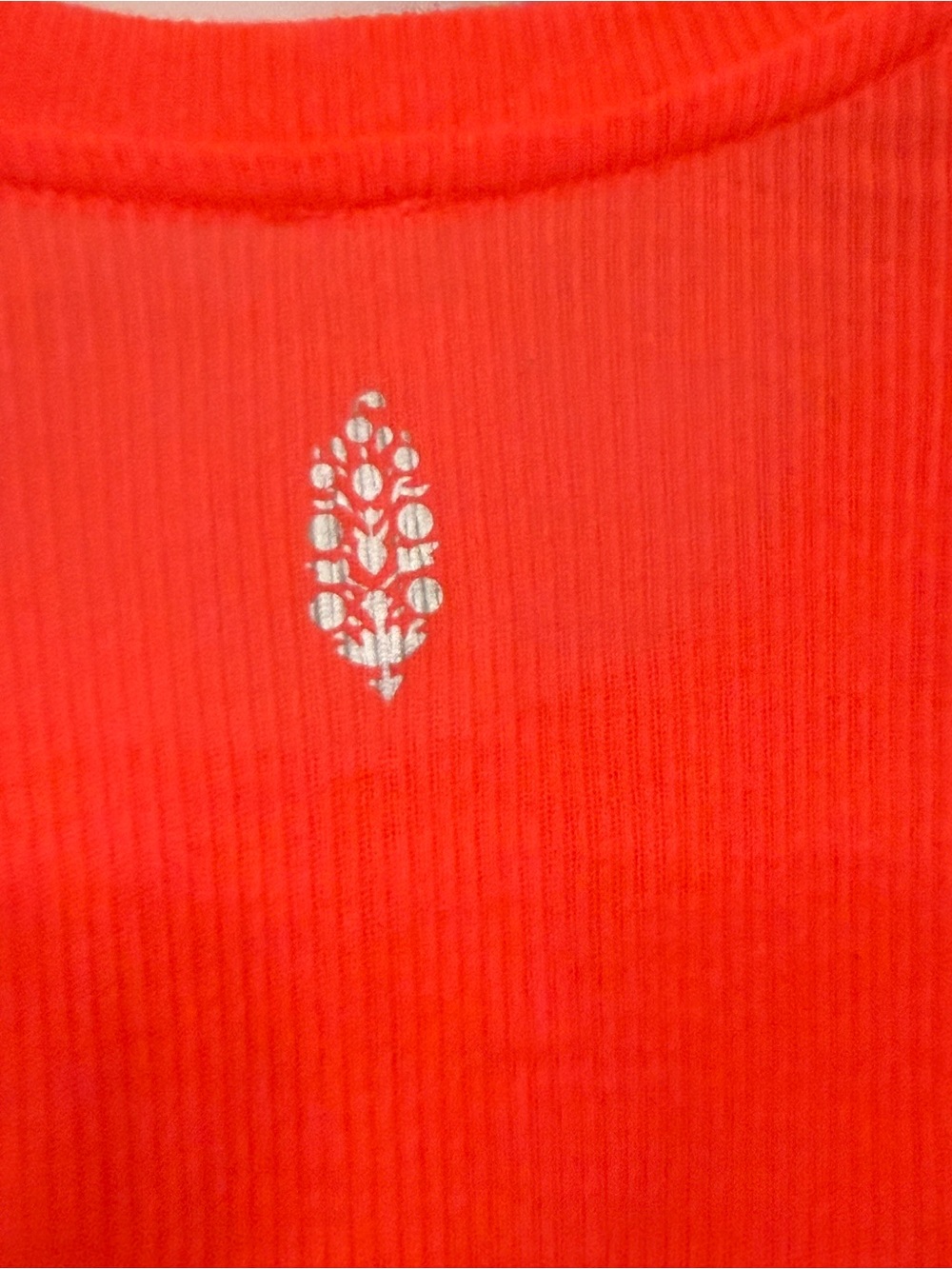 NWT Free People Cropped Long Sleeve Hot Watermelon Size Medium - Picture 5 of 5